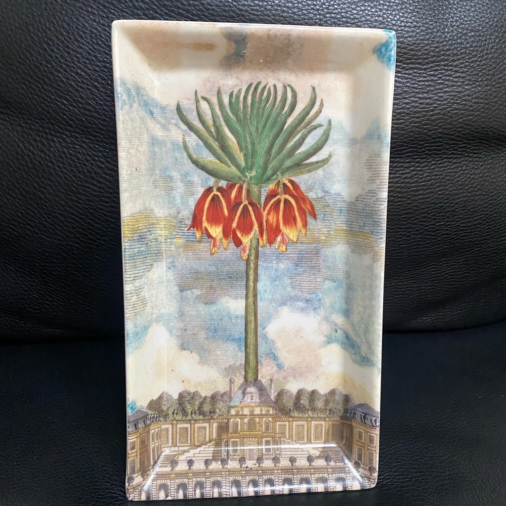 John Derian Tozai Vintage Porcelain Tulip Tray